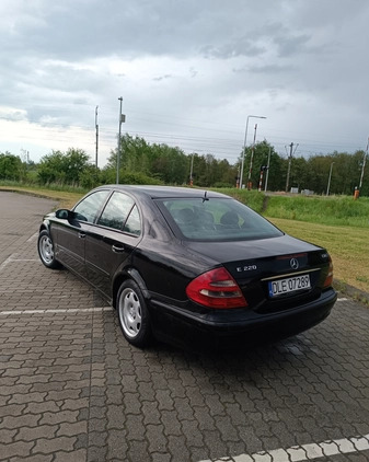 Mercedes-Benz Klasa E cena 13500 przebieg: 310000, rok produkcji 2003 z Wrocław małe 92
